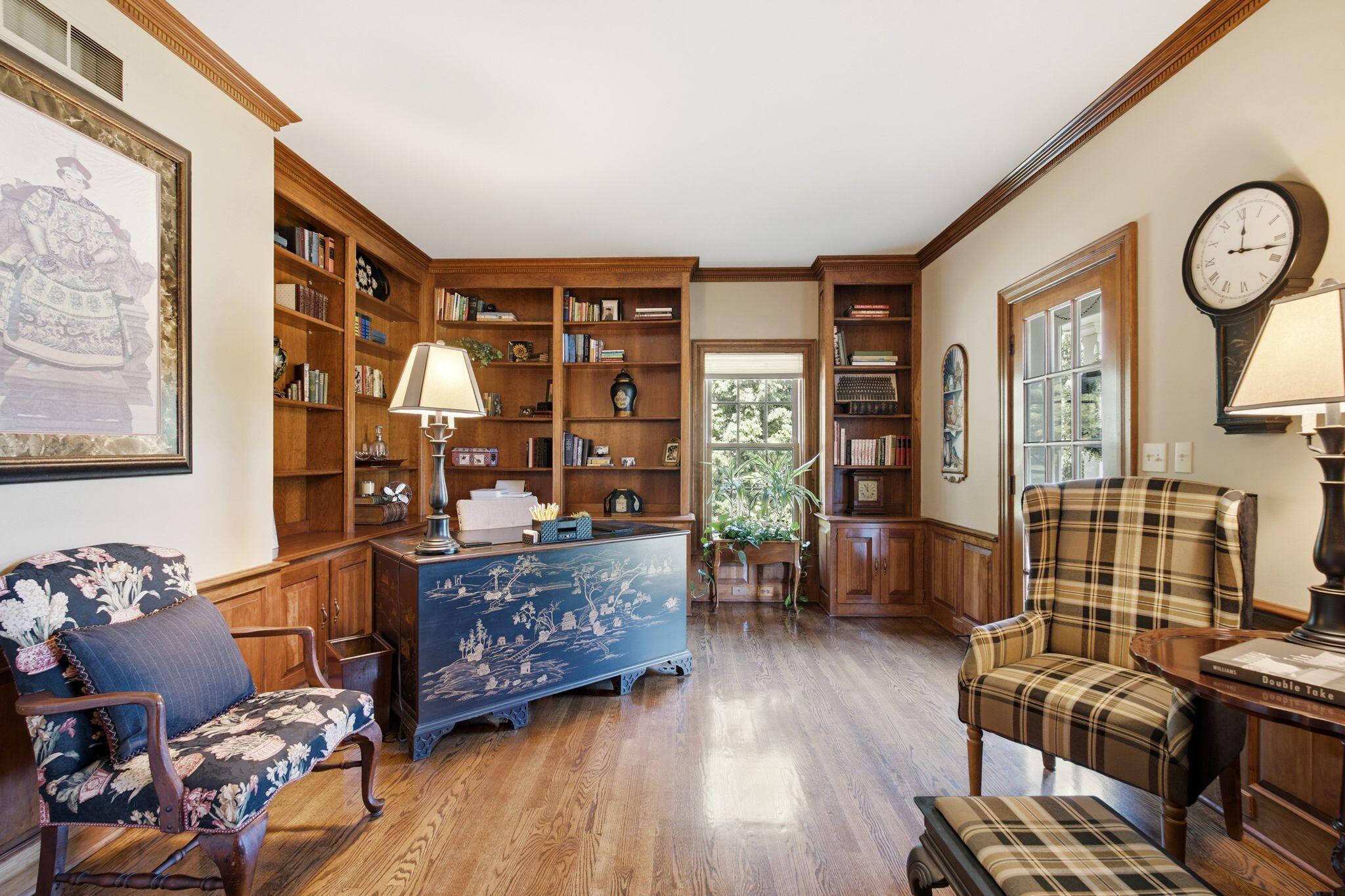 19185 Alta Vista Dr