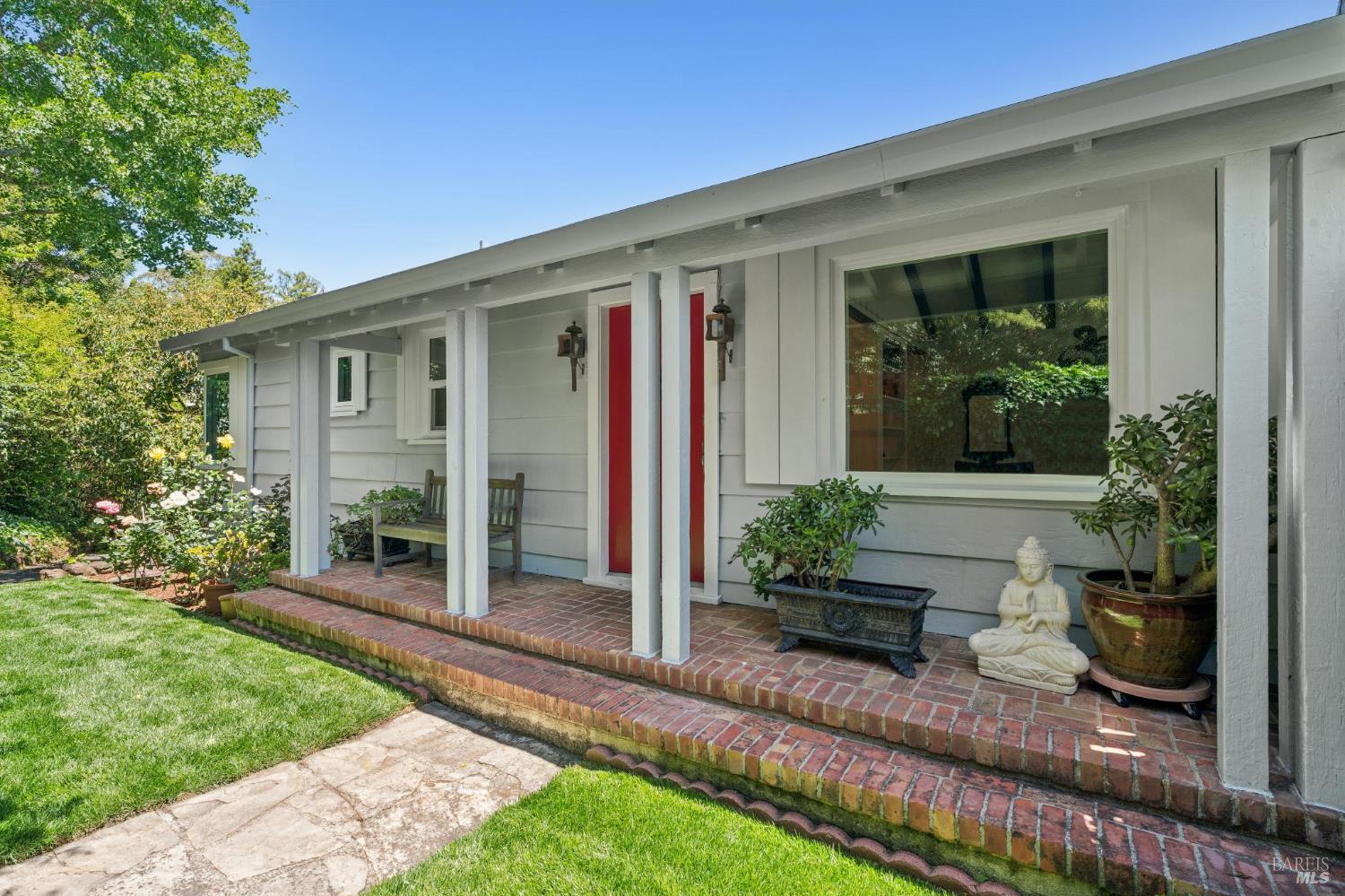 500 Summit Avenue