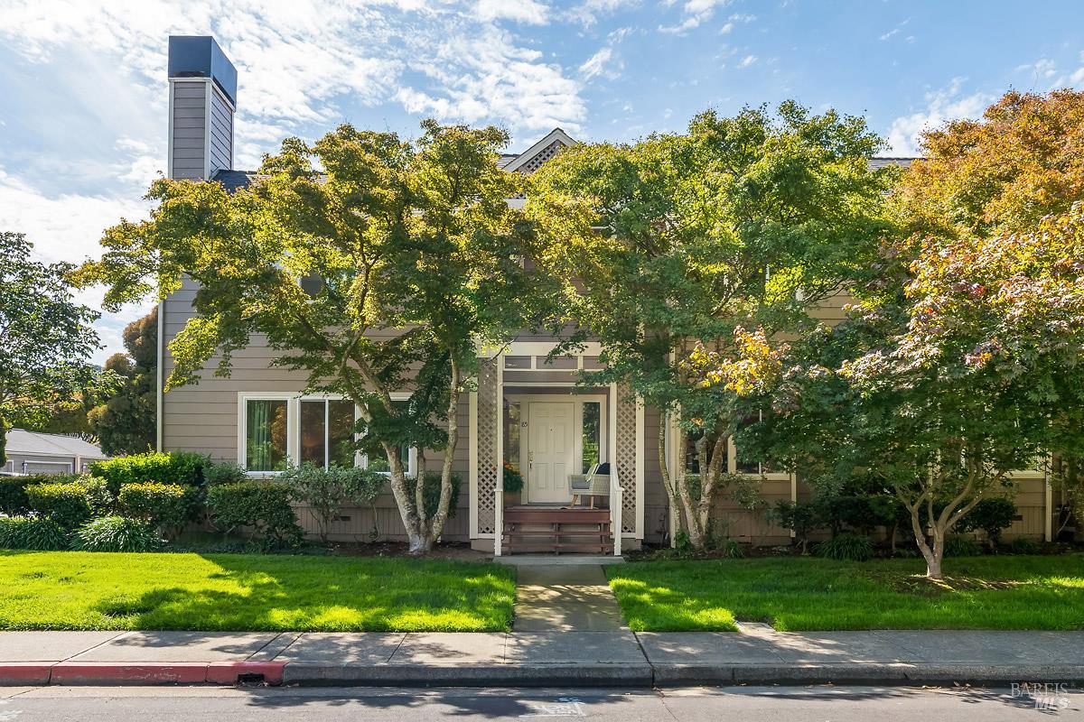 85 Parkview Circle