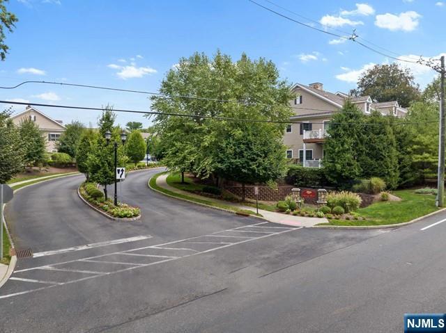 8 Cherrywood Court