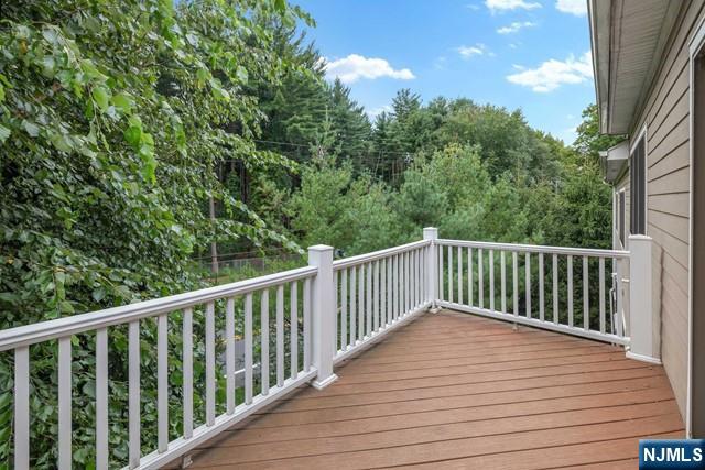 8 Cherrywood Court