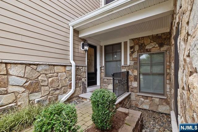 8 Cherrywood Court