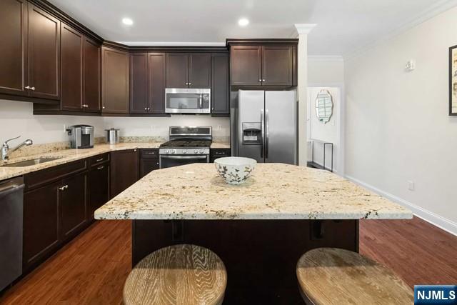 8 Cherrywood Court