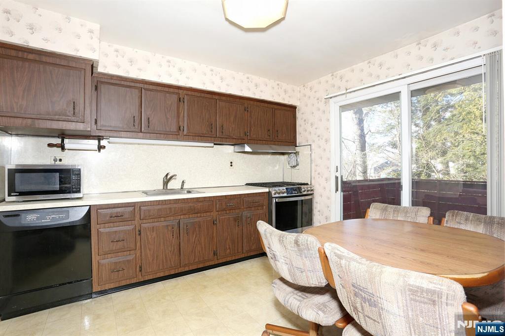 564 Prospect Avenue