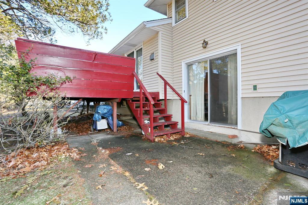 564 Prospect Avenue