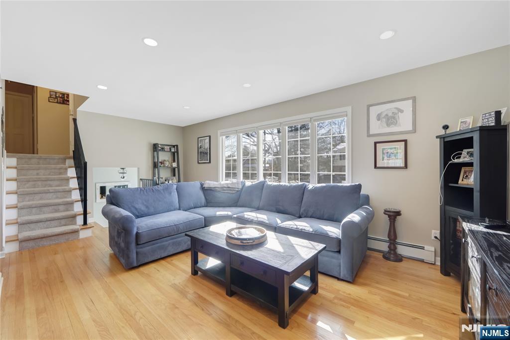 340 Magnolia Avenue