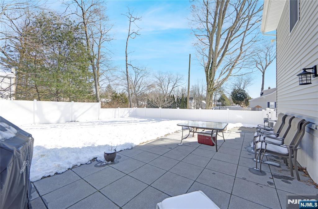 340 Magnolia Avenue