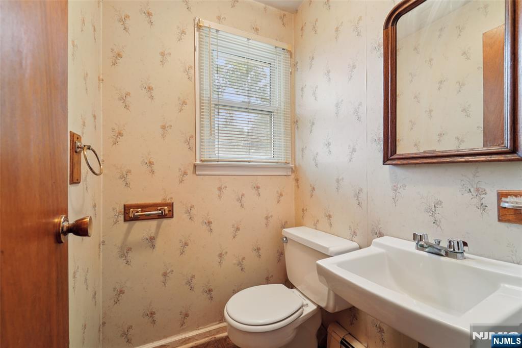 649 Donna Court
