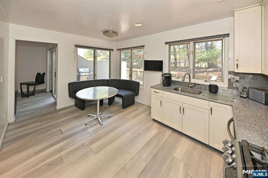 64 Lakeview Drive