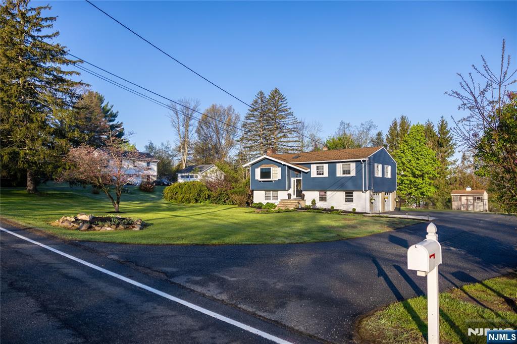 29 Lake Wallkill Road