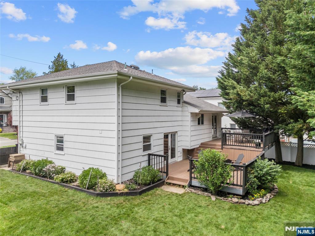 322 Scharer Avenue
