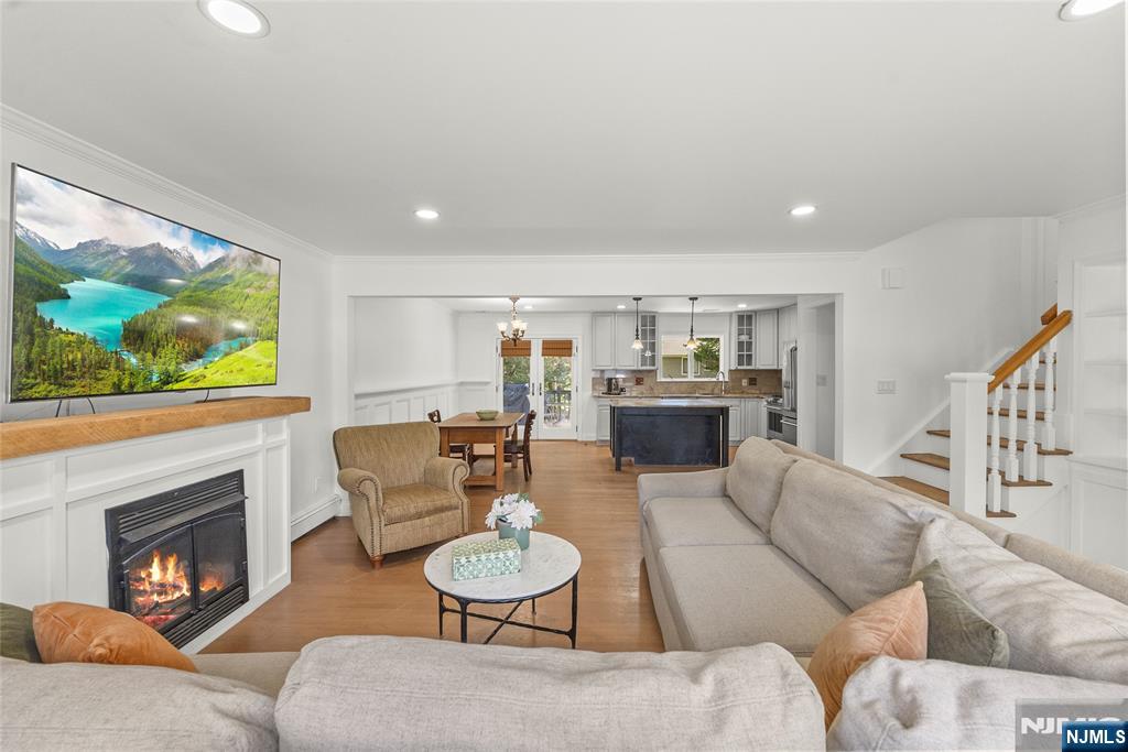 322 Scharer Avenue