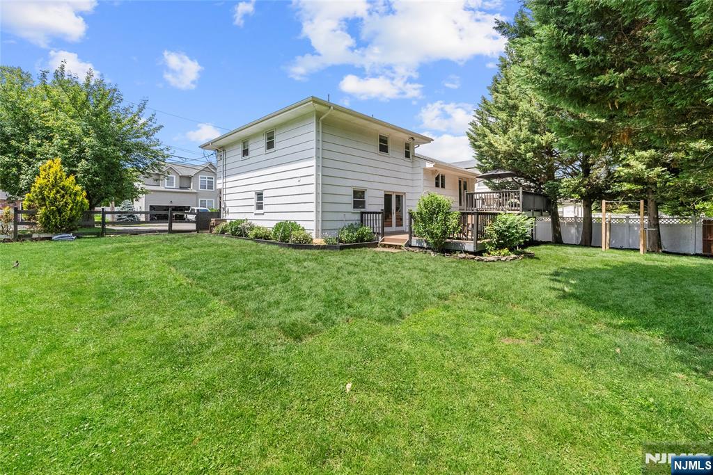 322 Scharer Avenue