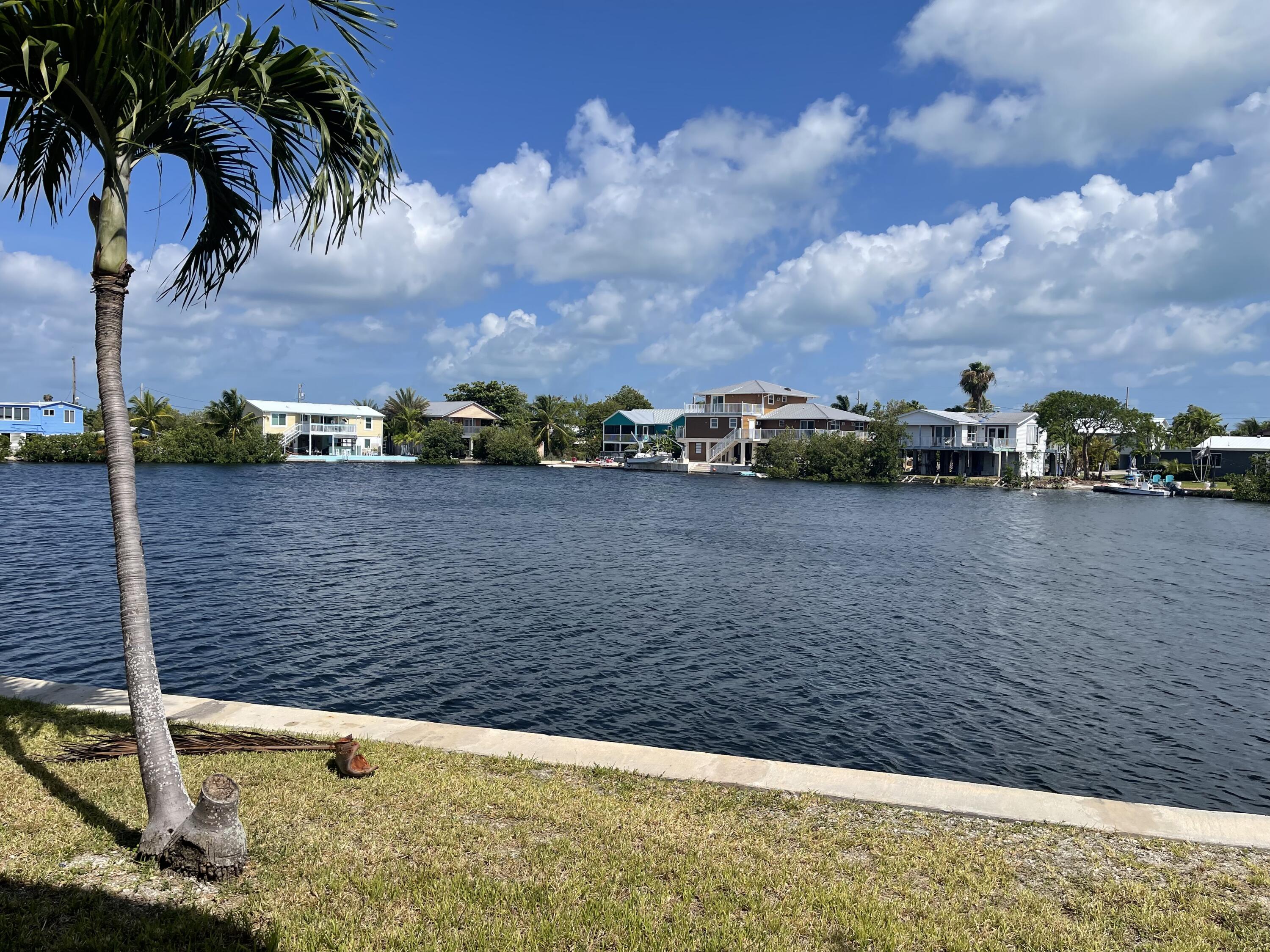 201 Coppitt Road Unit: 105A