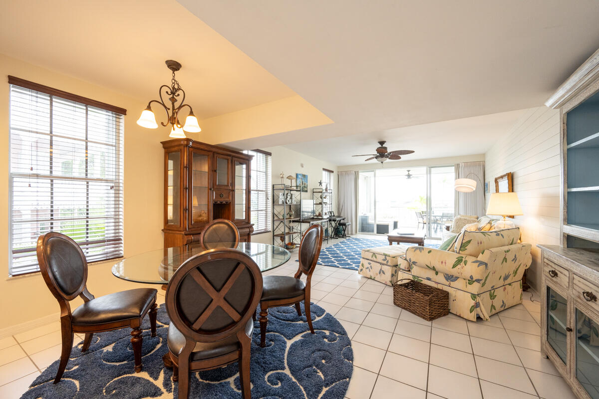 833 Eisenhower Drive Unit: 101