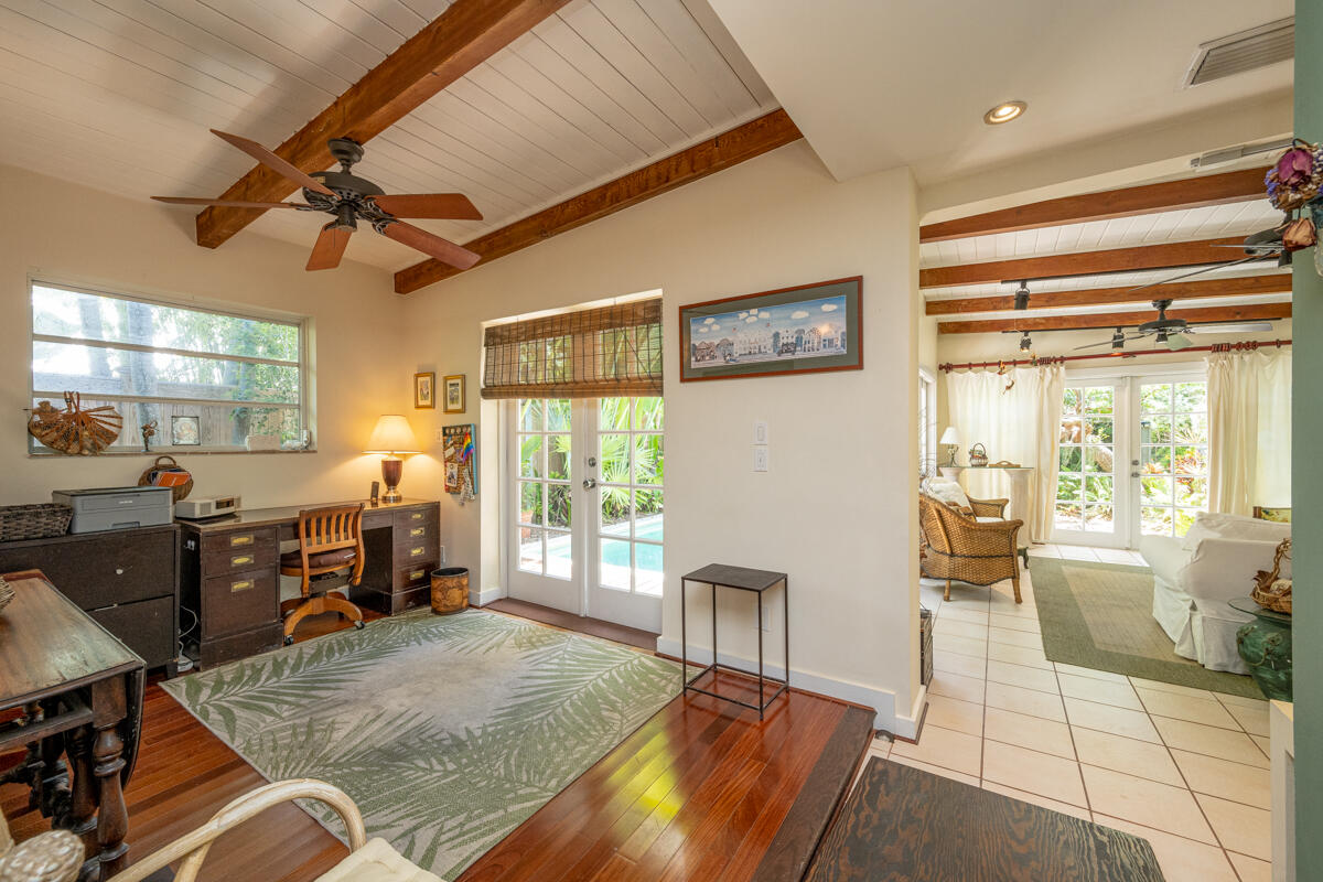 1415 Von Phister Street