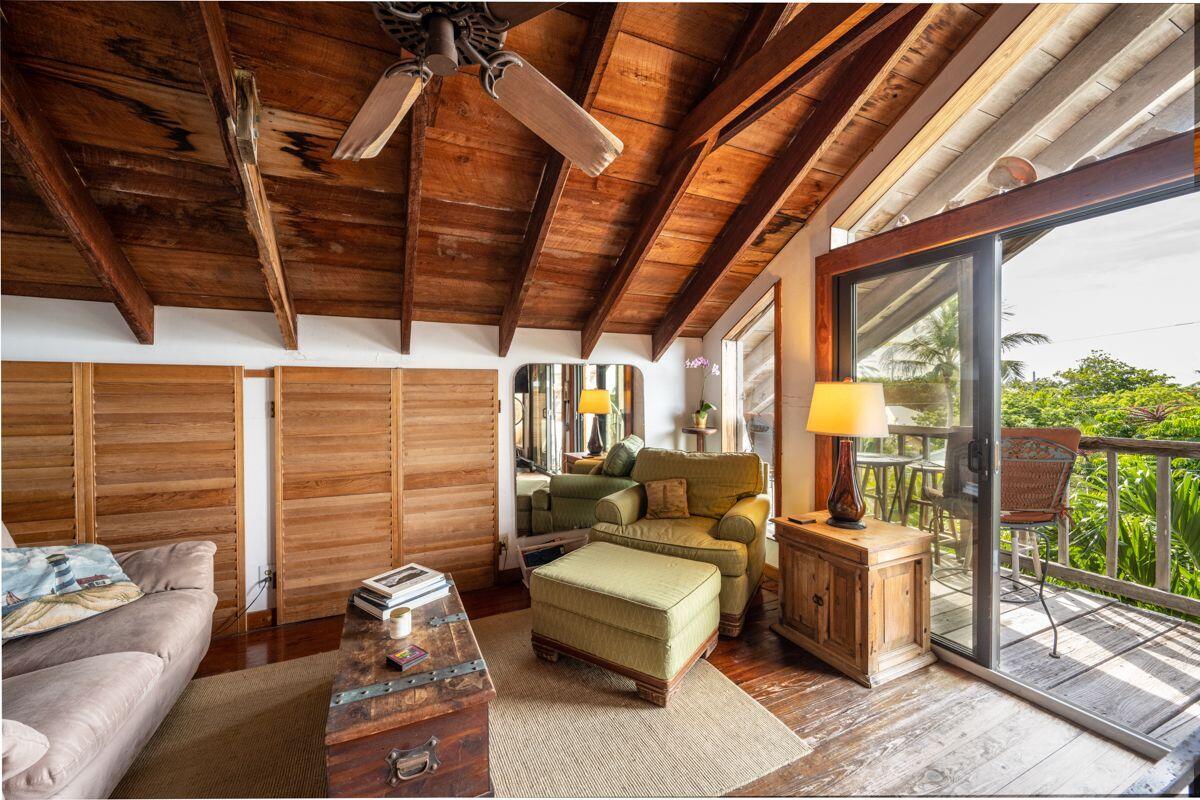 313 Catherine Street Unit: 3