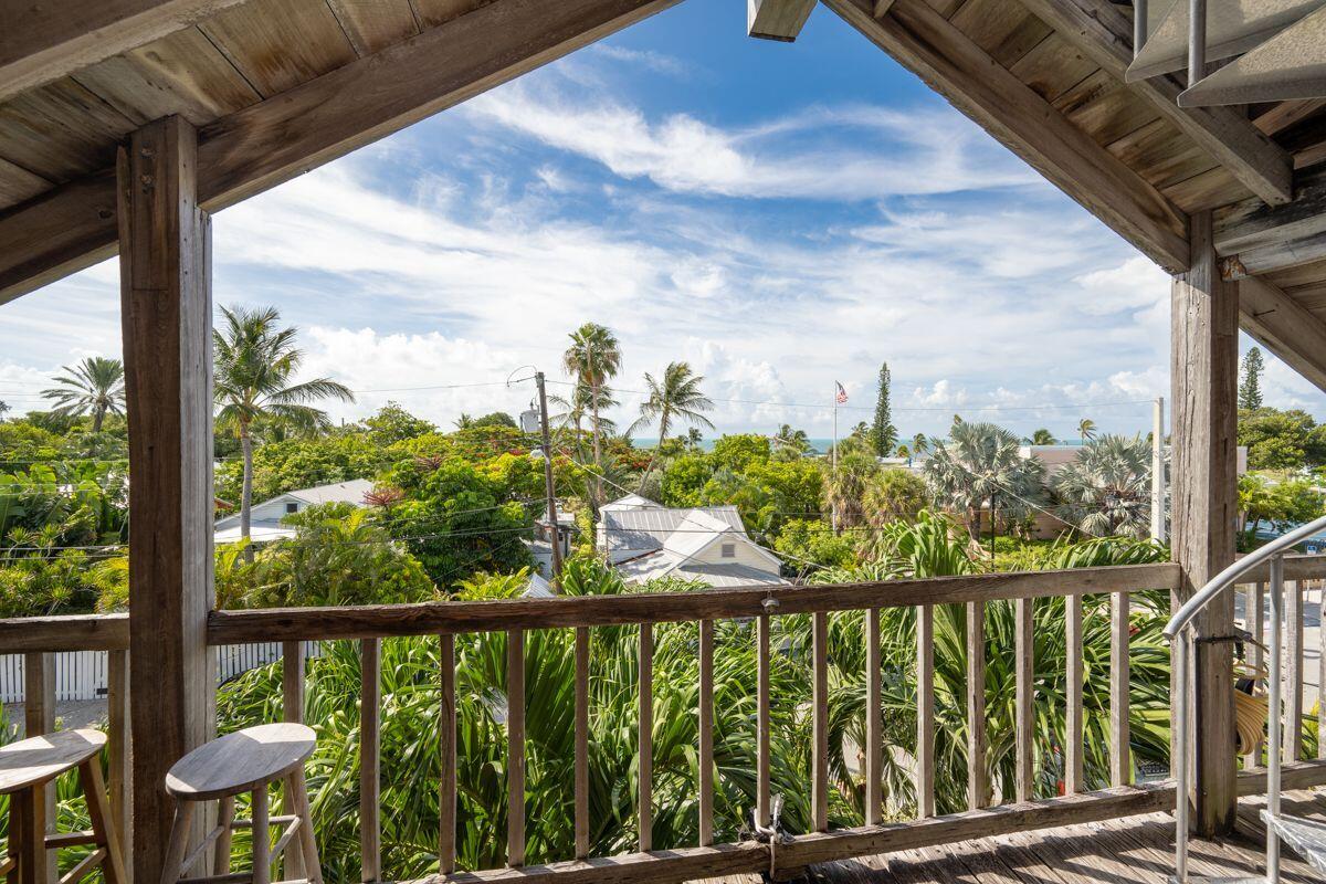 313 Catherine Street Unit: 3