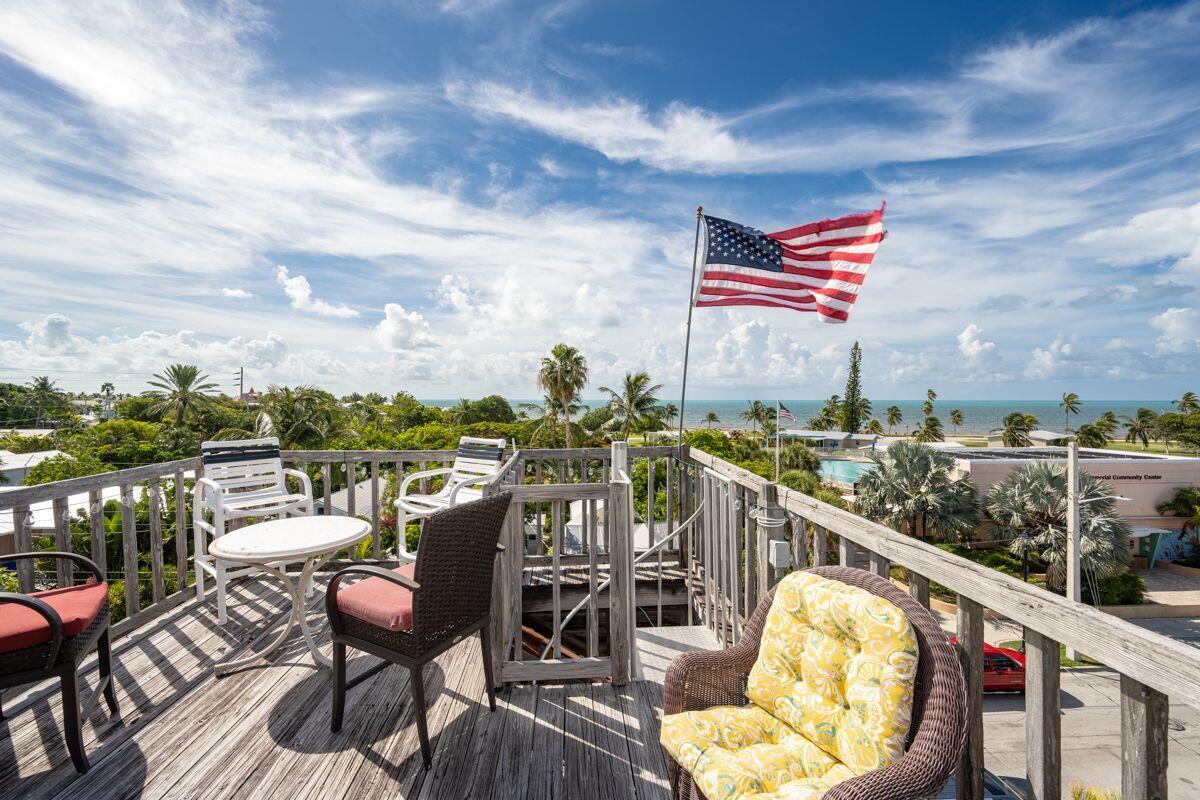 313 Catherine Street Unit: 3