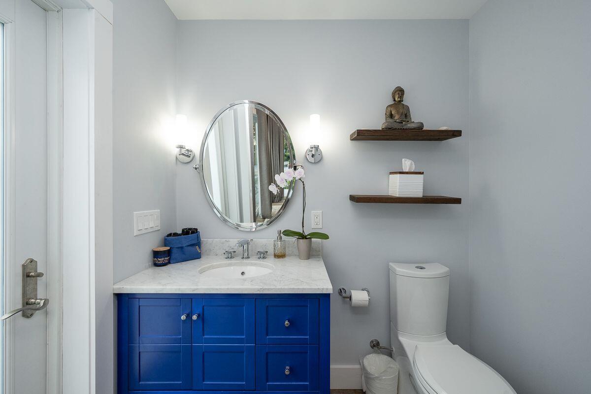 1231 Washington Street