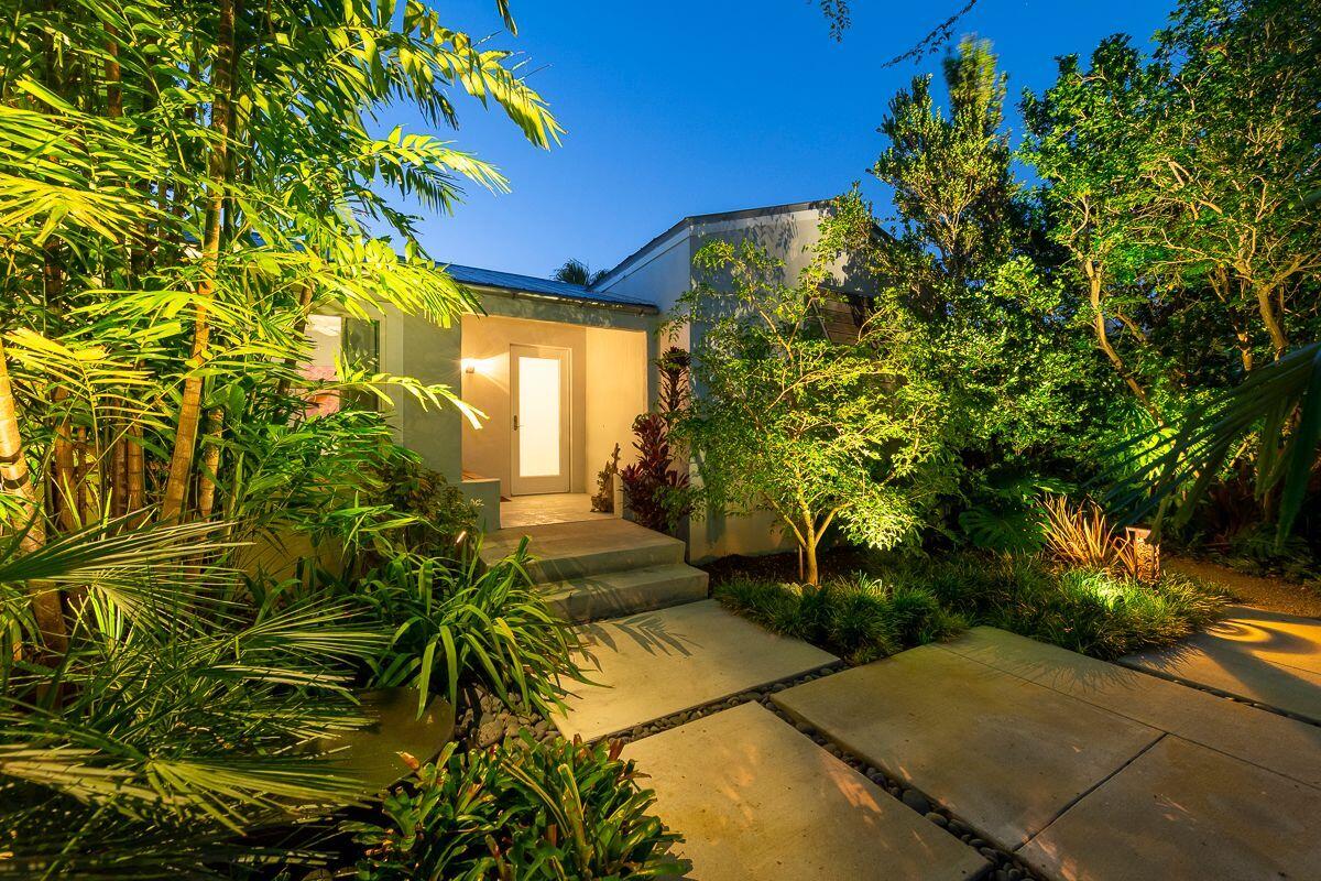 1231 Washington Street