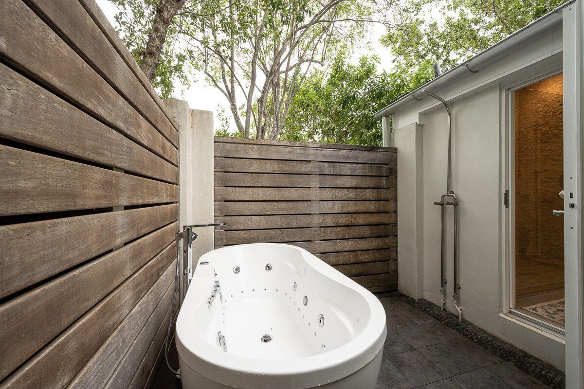 1231 Washington Street