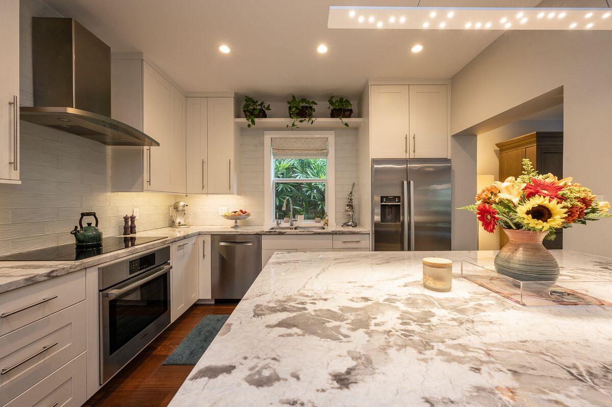 1231 Washington Street