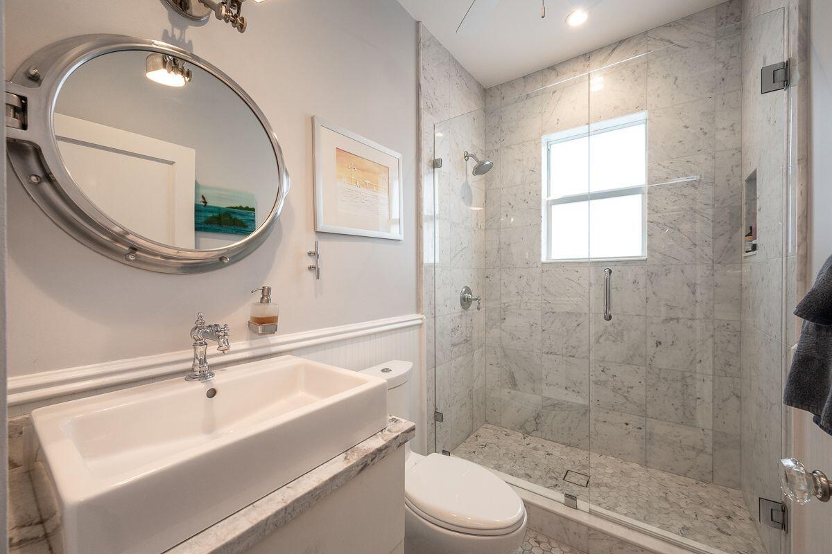 1231 Washington Street