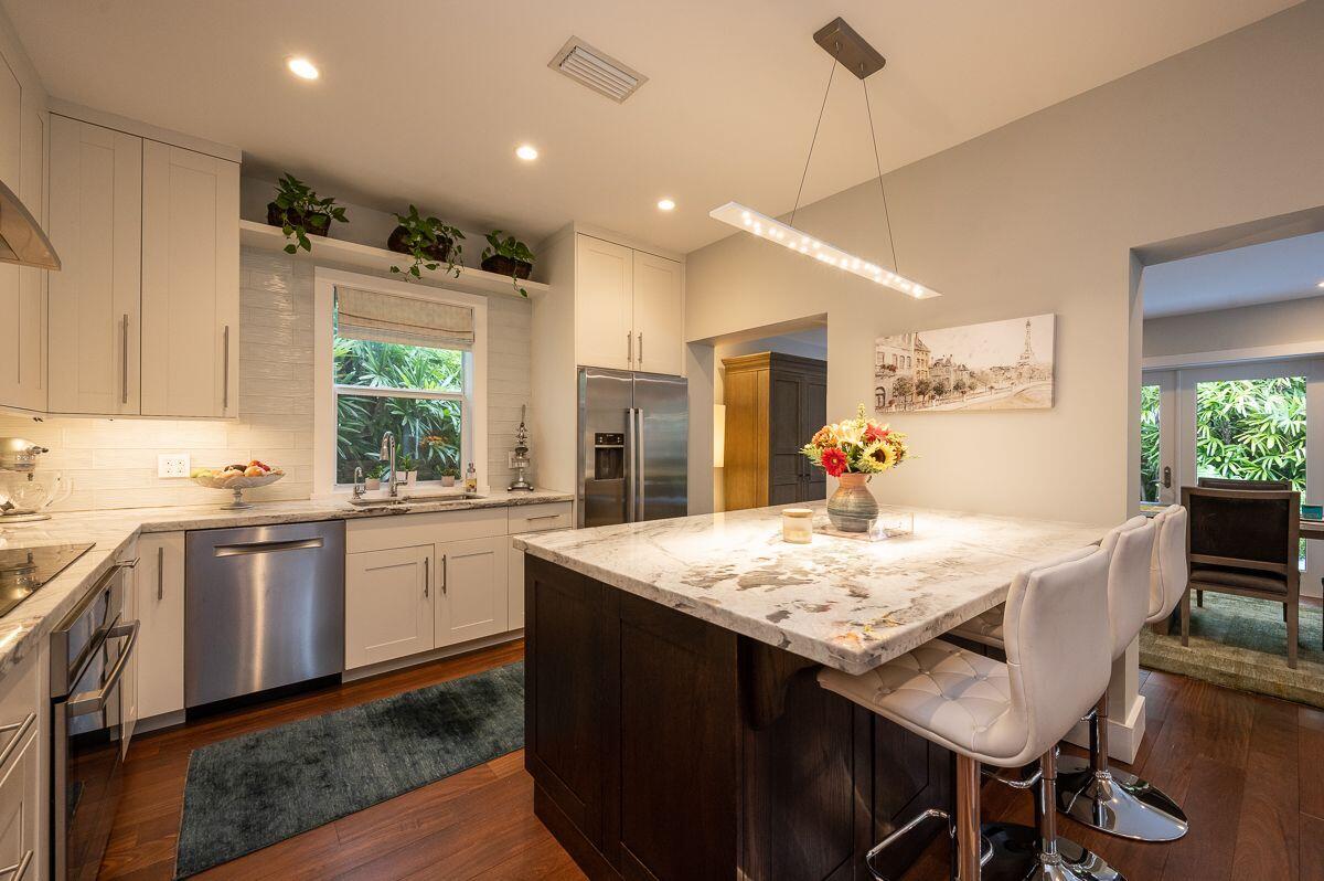 1231 Washington Street