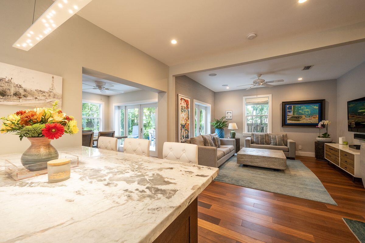 1231 Washington Street