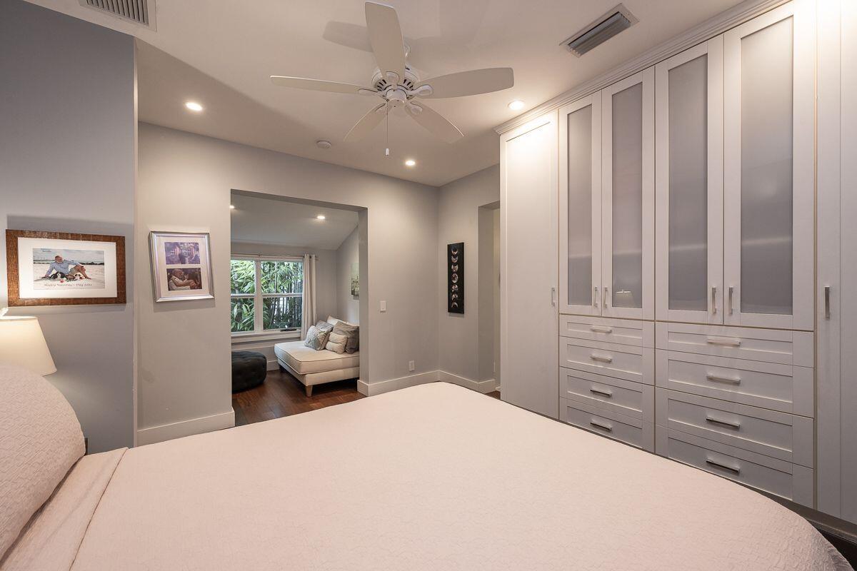 1231 Washington Street