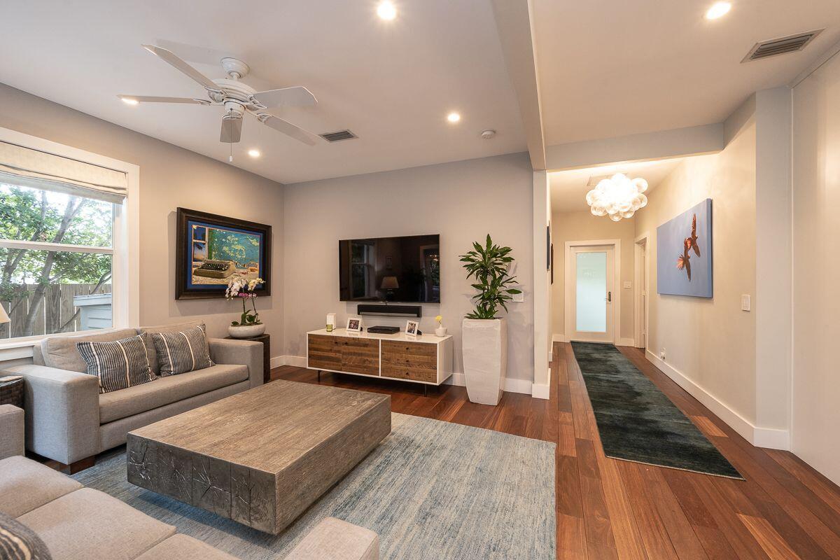 1231 Washington Street