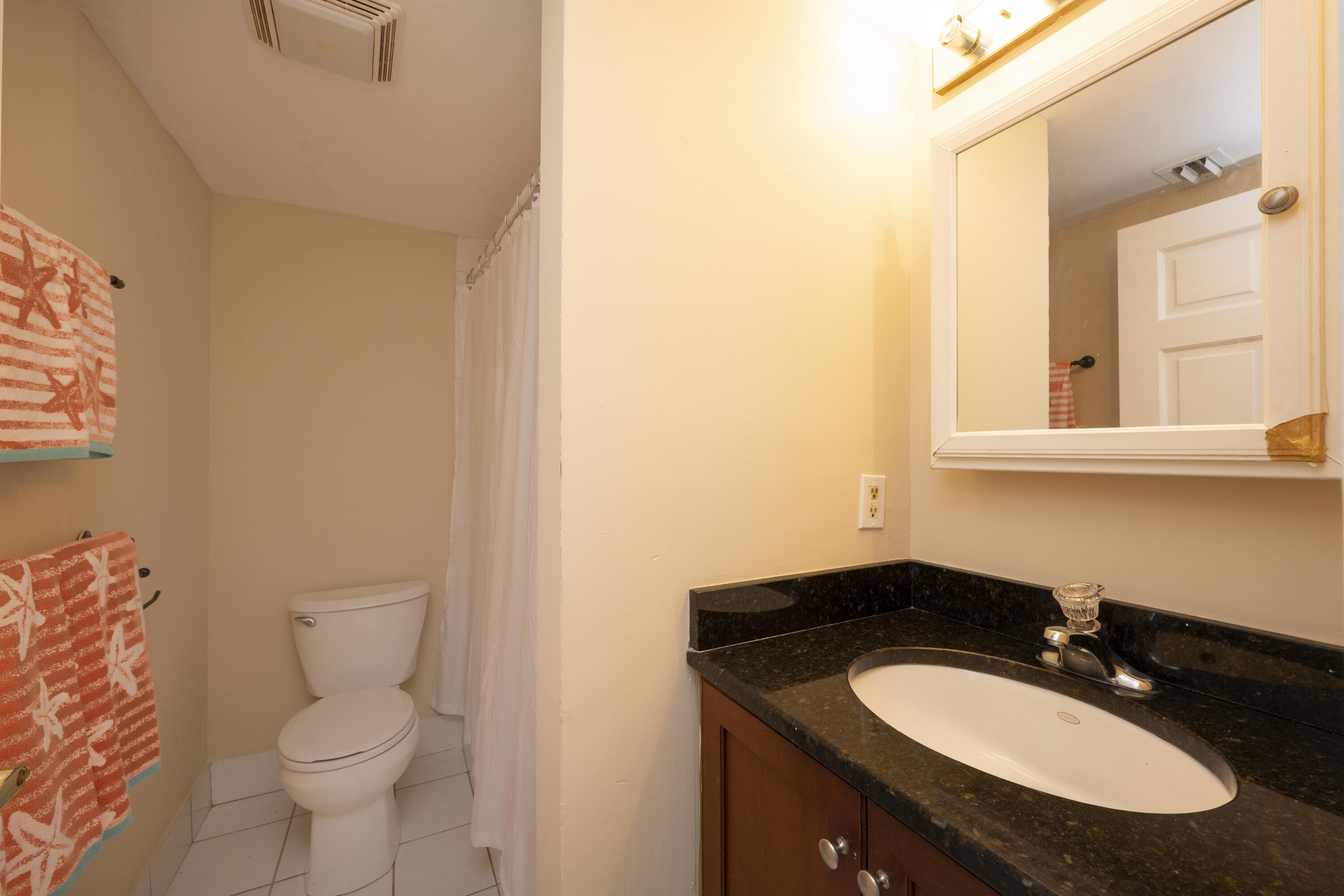 201 Coppitt Road Unit: 106B