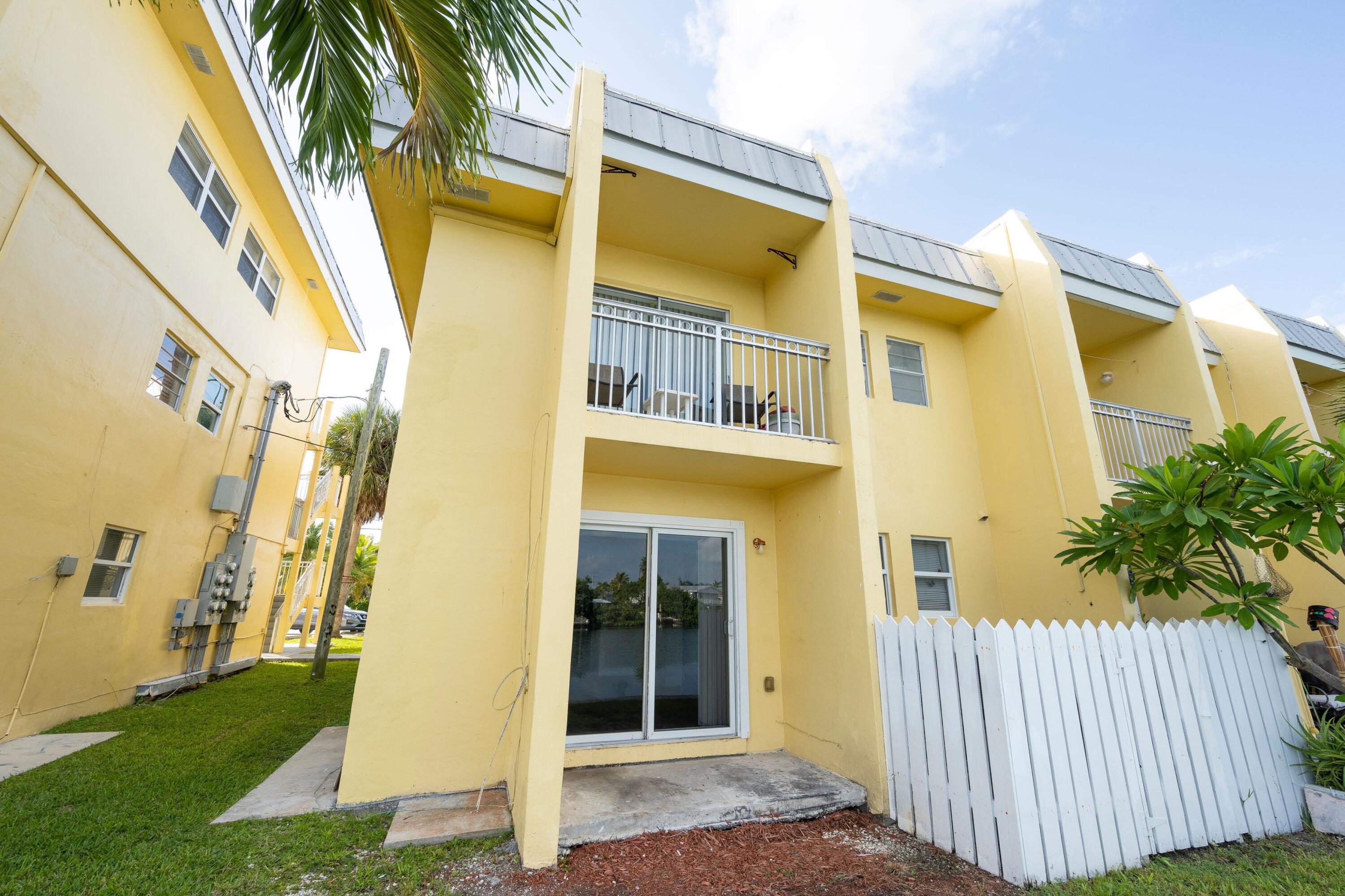 201 Coppitt Road Unit: 106B