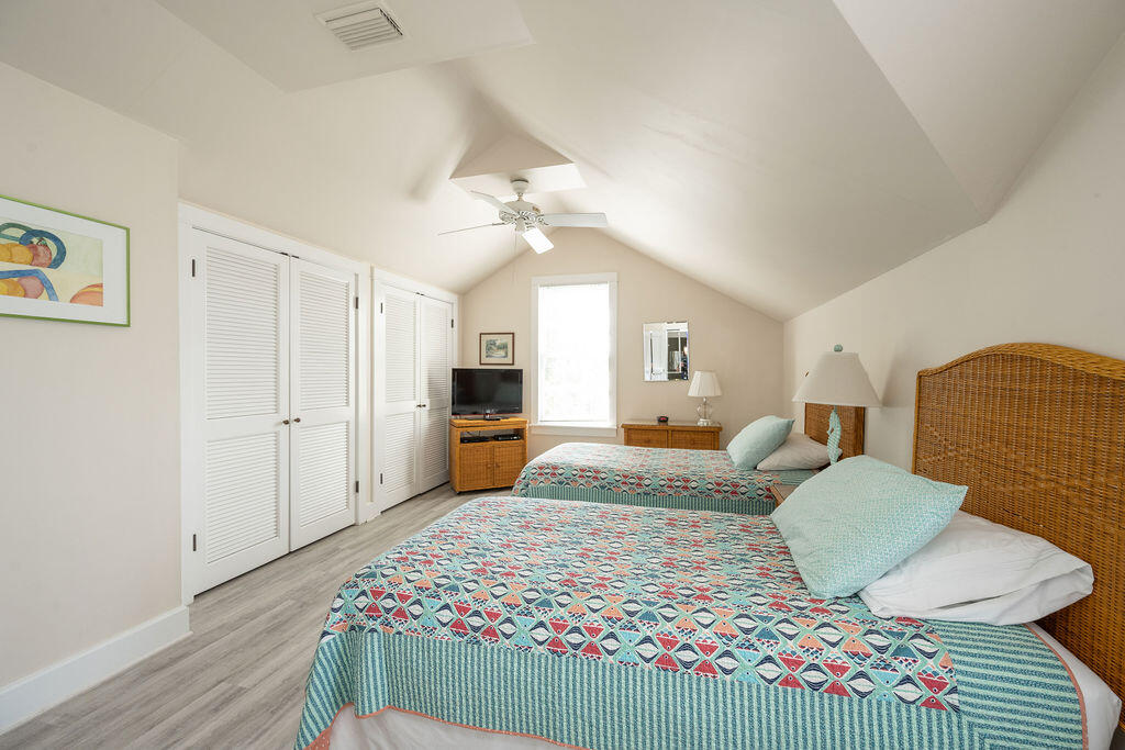 1310 Catherine Street Unit: 1