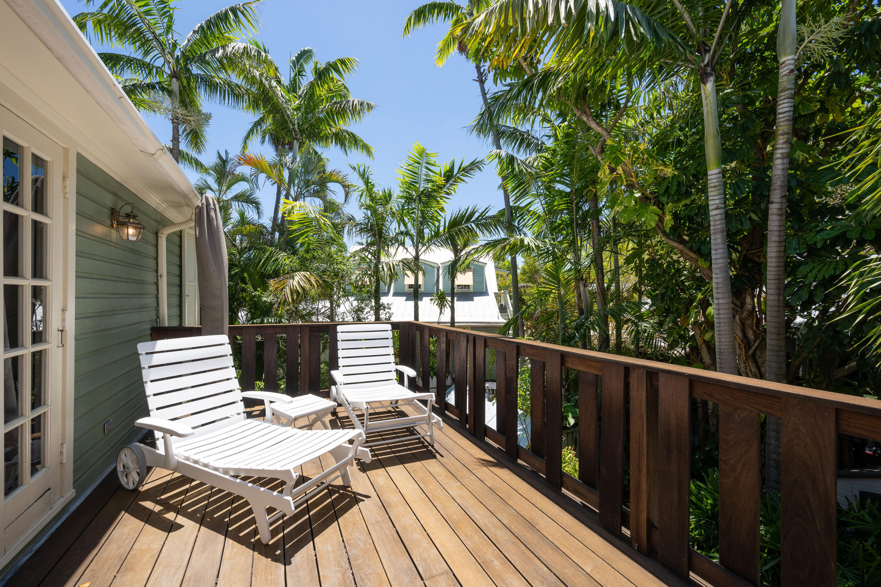 715 Windsor Lane Unit: Rear