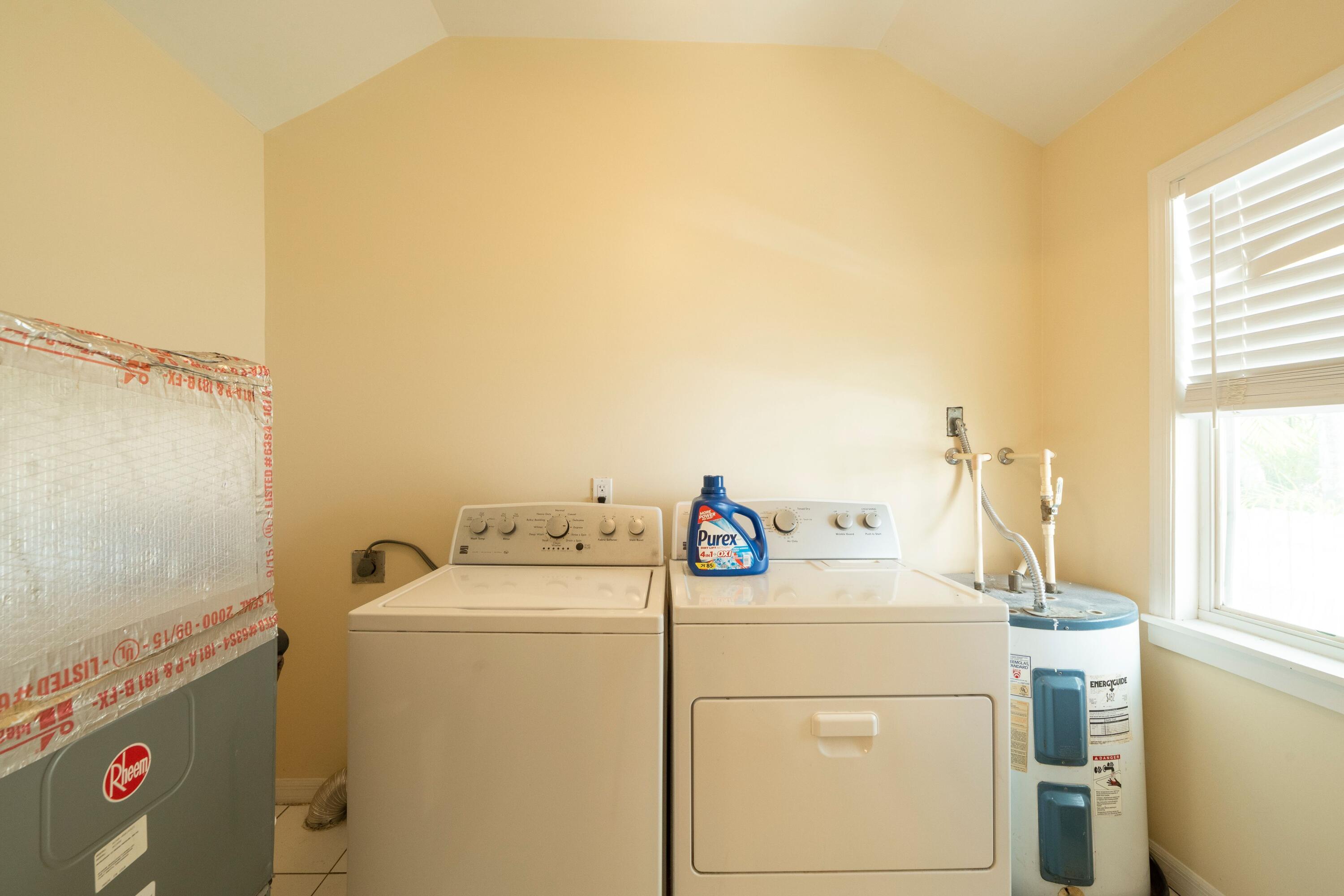 1207 Florida Street Unit: DOWN