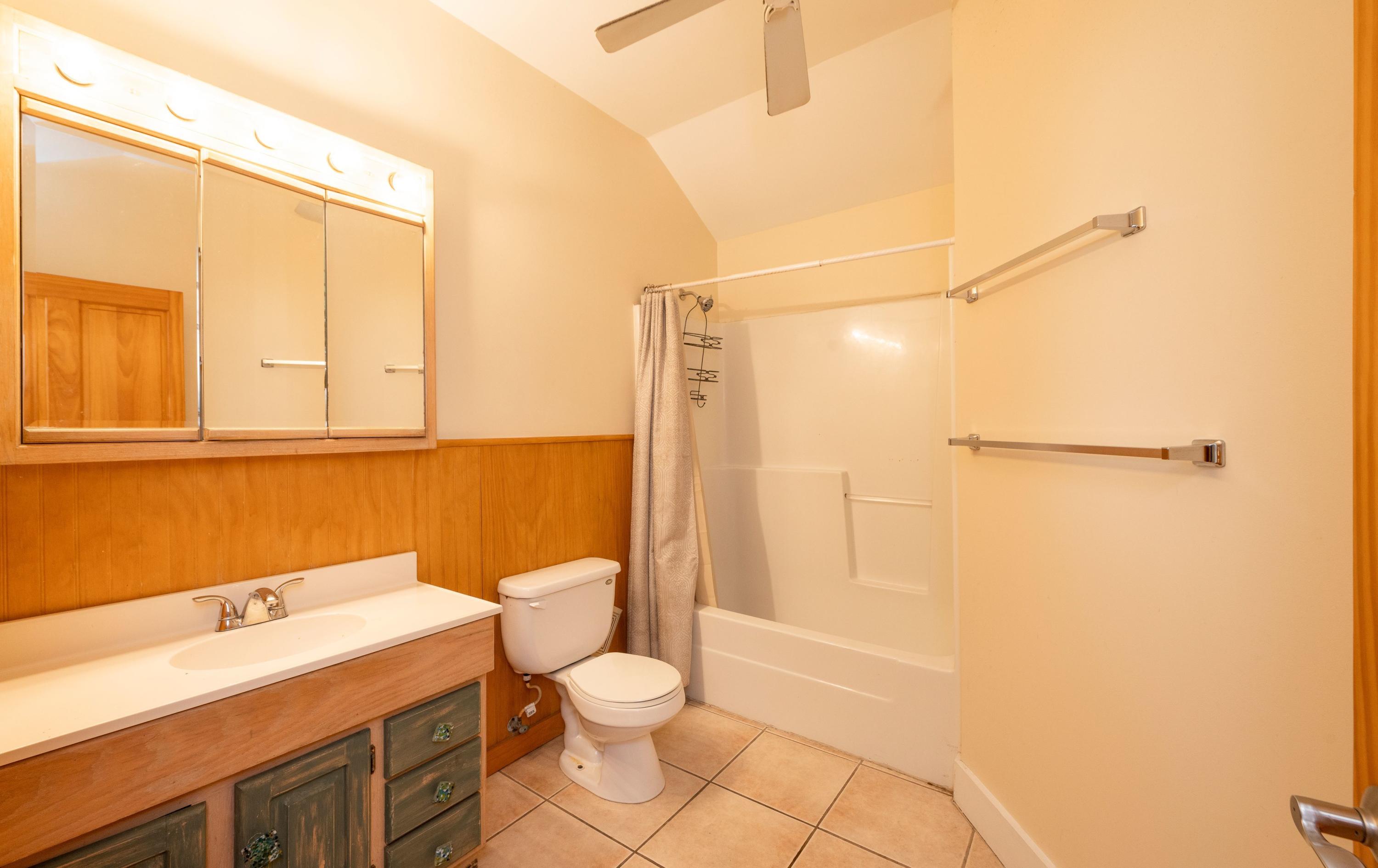 1207 Florida Street Unit: DOWN