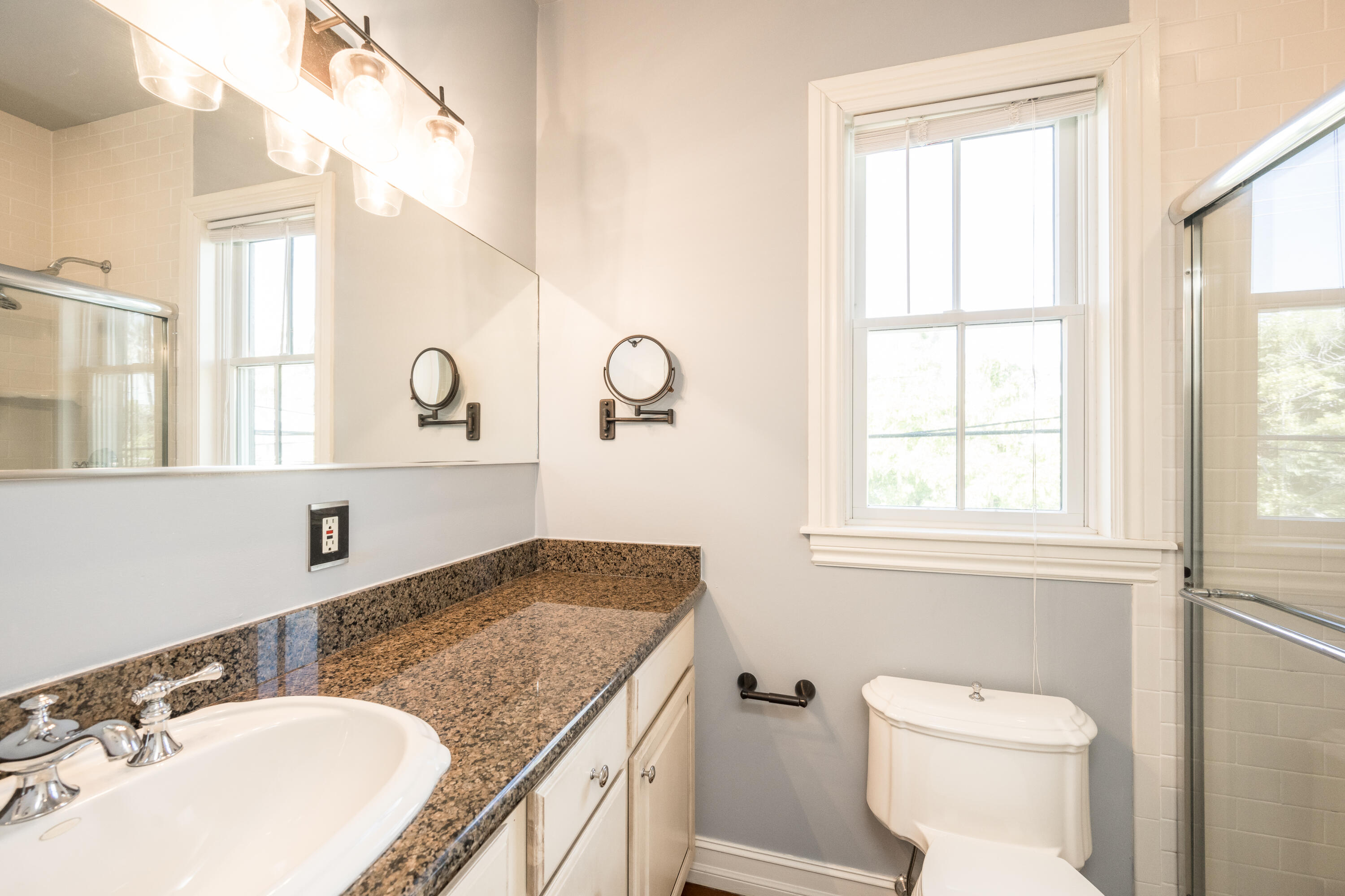 120 Angela Street Unit: 201