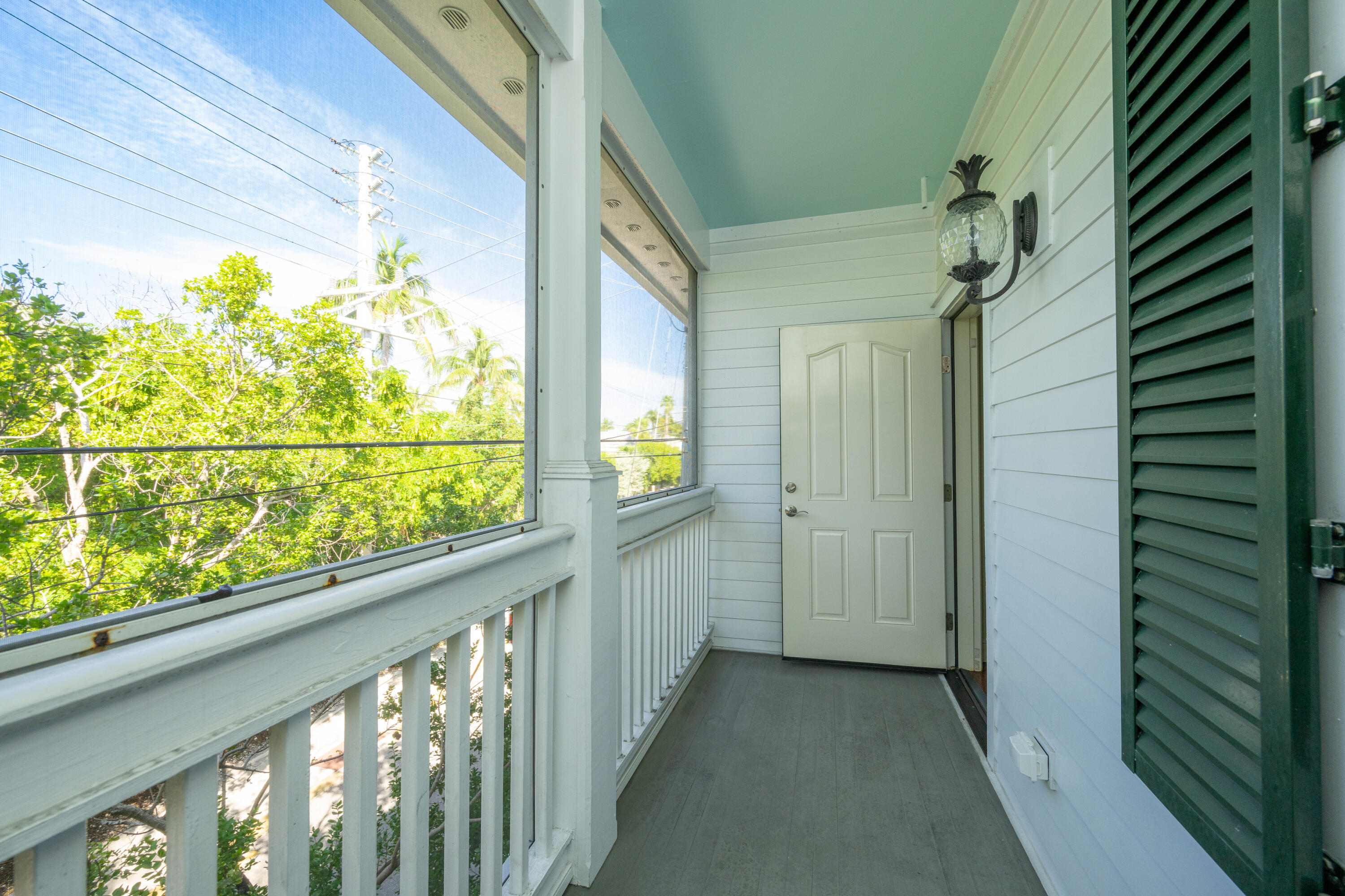 120 Angela Street Unit: 201