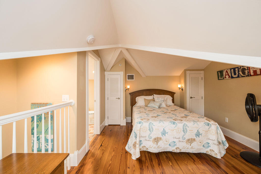 809 Washington Street Unit: 102