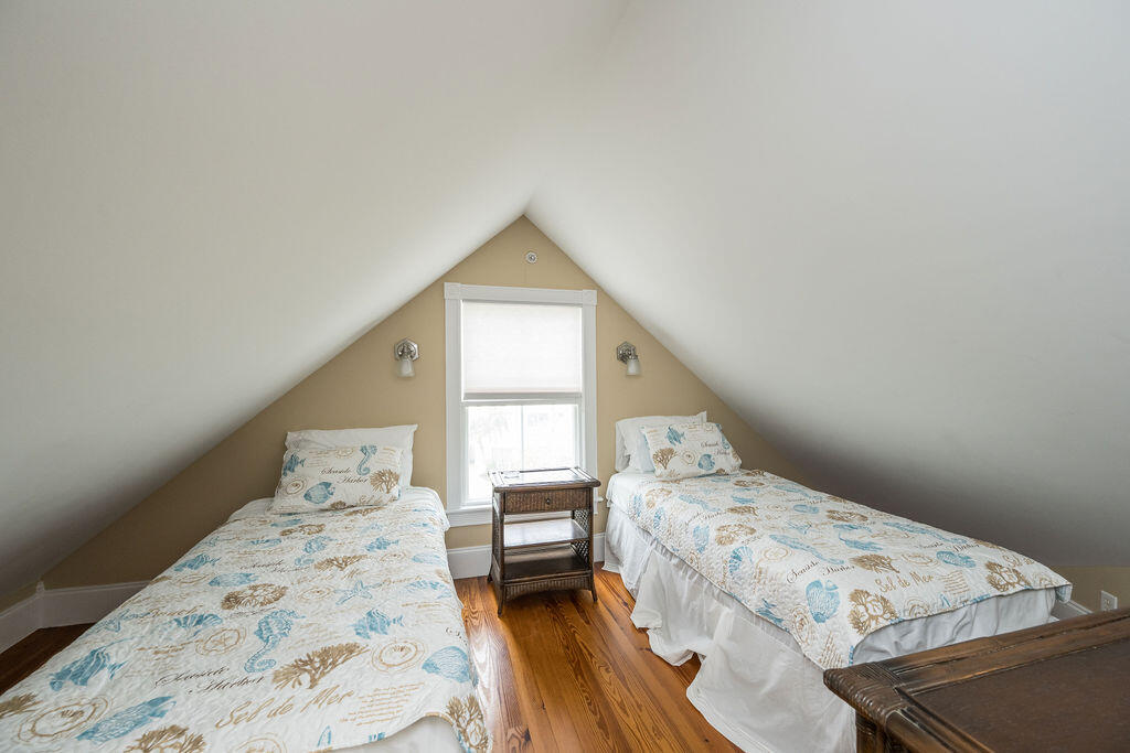 809 Washington Street Unit: 102