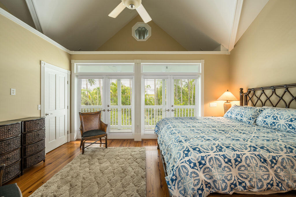 809 Washington Street Unit: 102