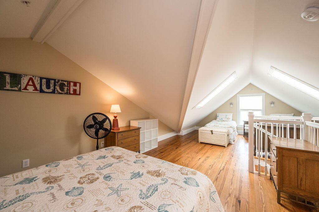 809 Washington Street Unit: 102