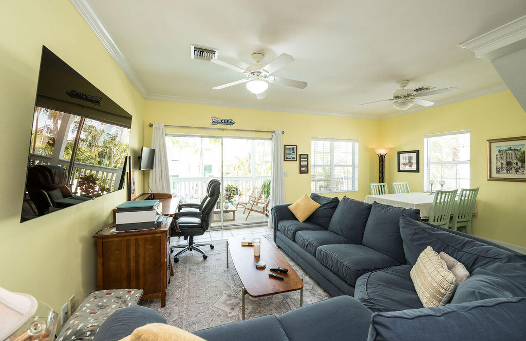 3029 N Roosevelt Boulevard Unit: 15