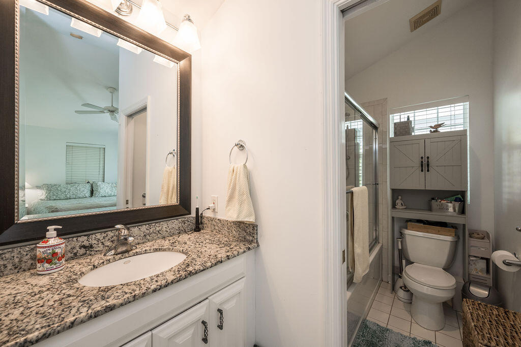 3029 N Roosevelt Boulevard Unit: 15