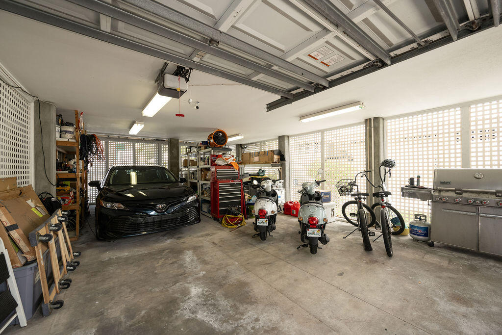 3029 N Roosevelt Boulevard Unit: 15