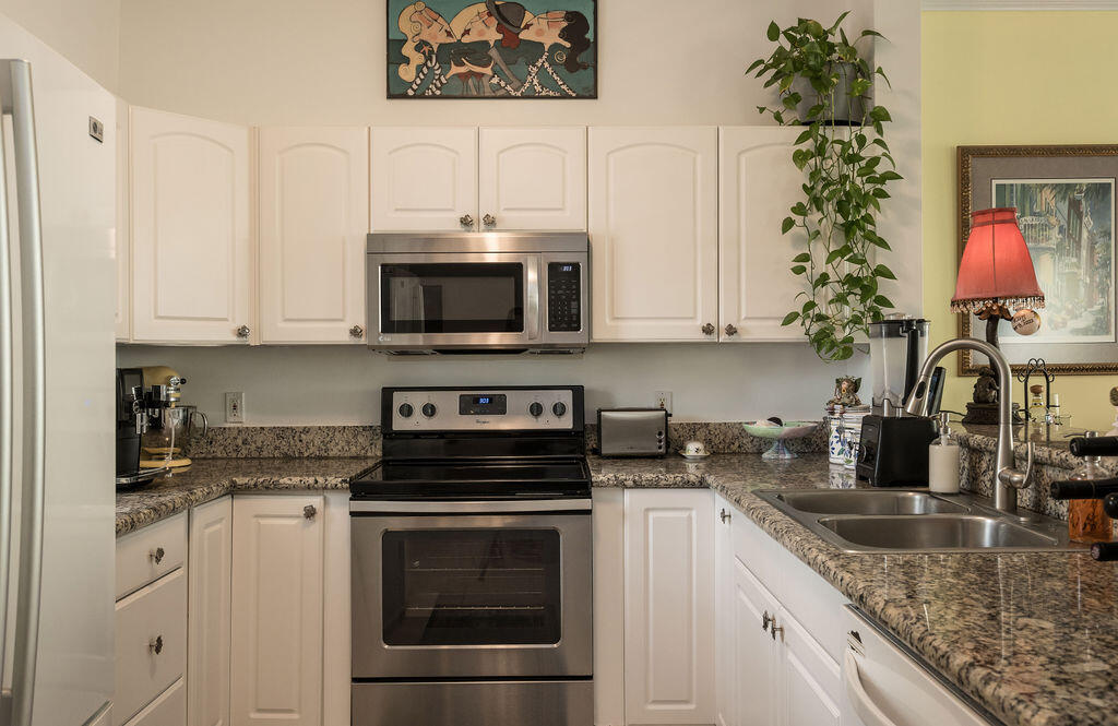 3029 N Roosevelt Boulevard Unit: 15