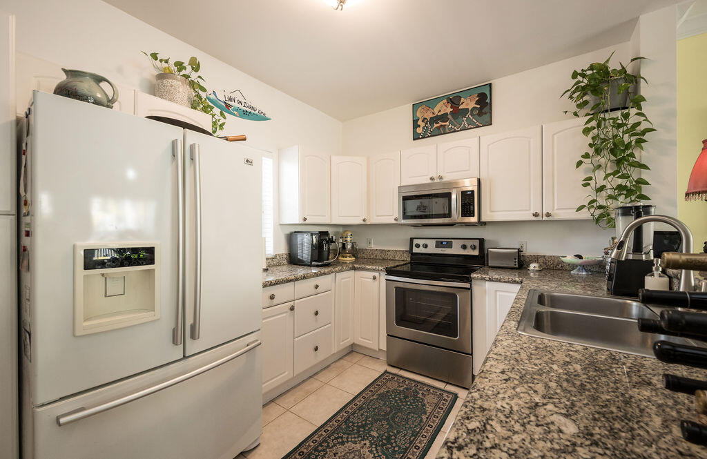 3029 N Roosevelt Boulevard Unit: 15