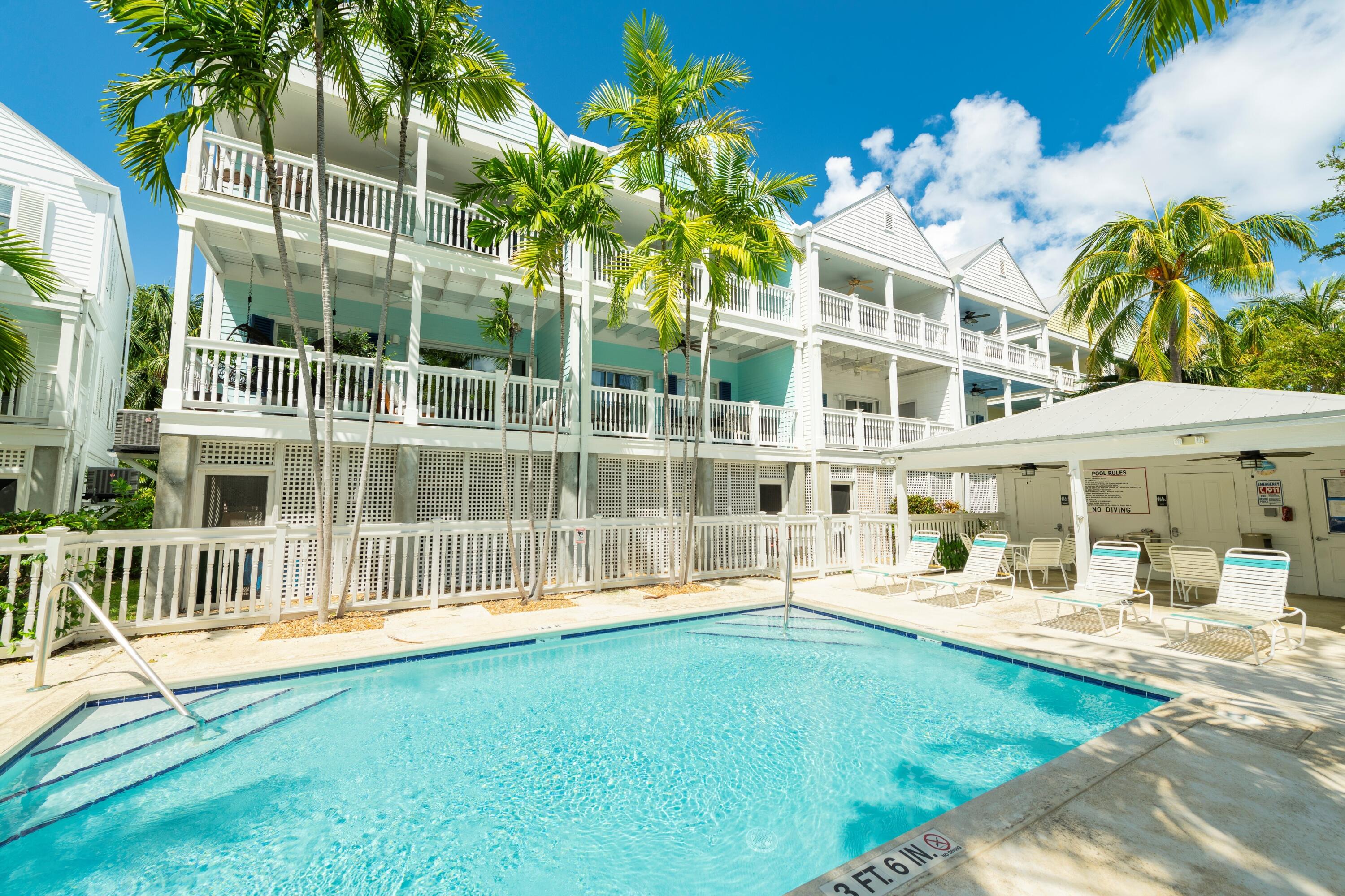 3029 N Roosevelt Boulevard Unit: 15